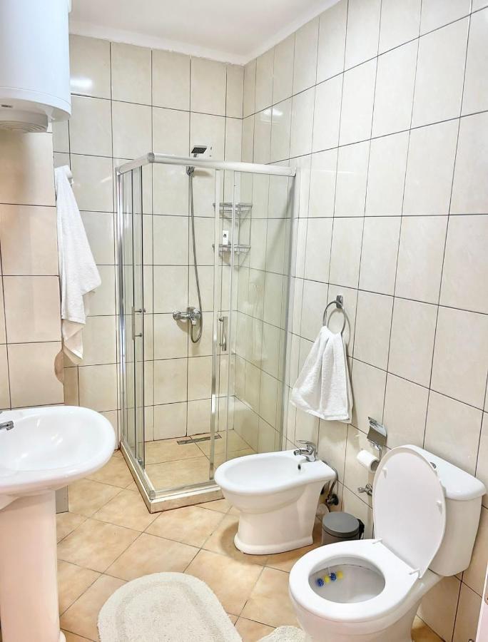 Mh Apartment, Free Parking, Flexible Check In ติรานา ภายนอก รูปภาพ